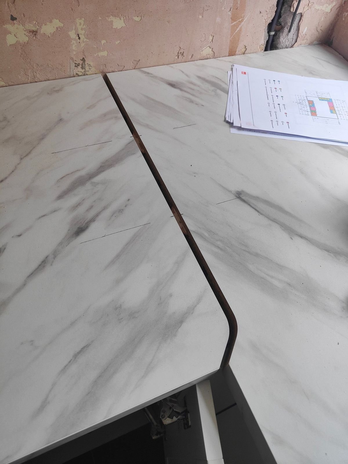 Worktop joint routed on site